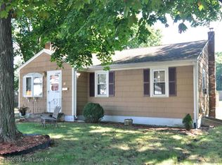 22 Hewes St, Cumberland, RI 02864