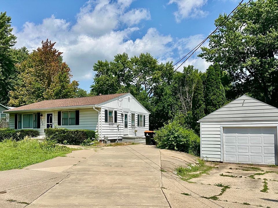 1st image of 605 Woodland Trl