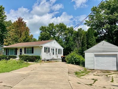 605 Woodland Trl, Washington, IL, 61571