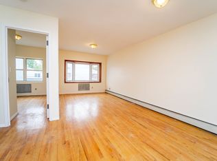21-49 48th St #3B, Astoria, NY 11105