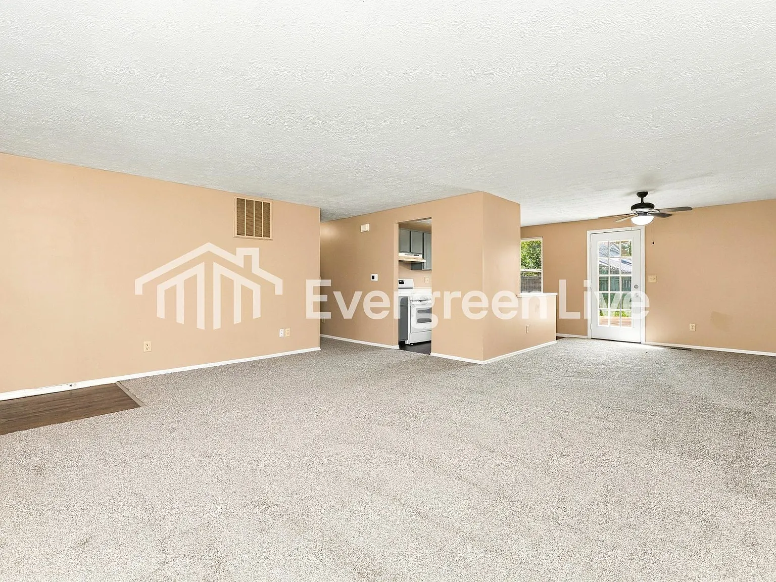 2 bed, 2.0 bath, 1105 sqft, $1,495 — Photo 4