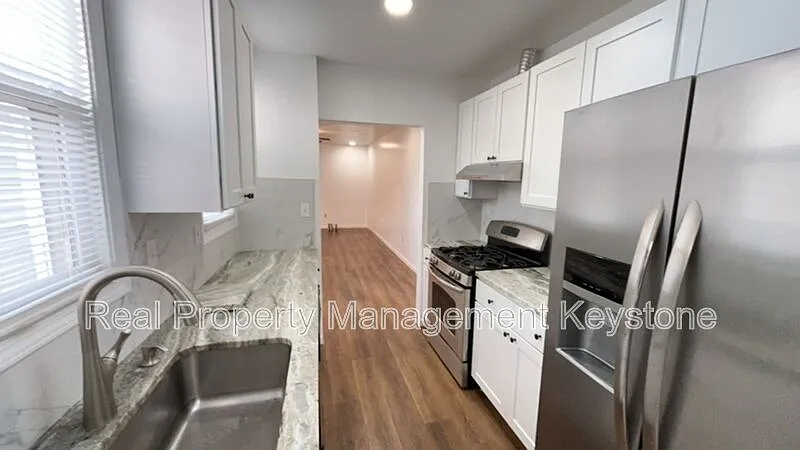 Building Photo - 1715 Larkins Way