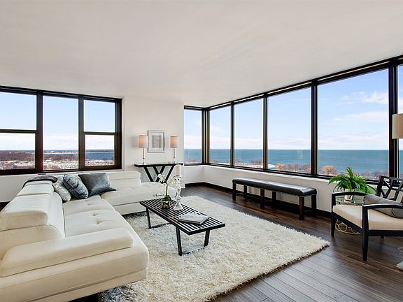 2nd image of 3150 N Lake Shore Dr APT 16A