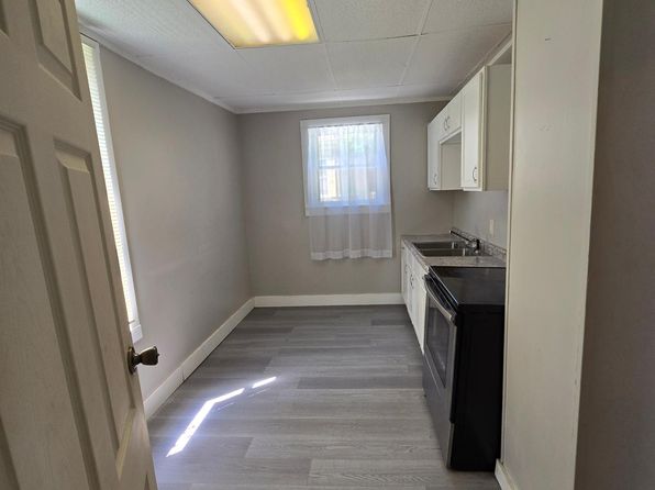 707 W Creighton Ave #1