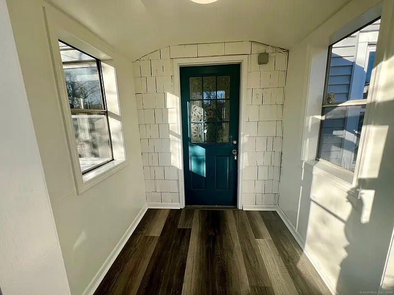 8 Burgeville Ct — Photo 3