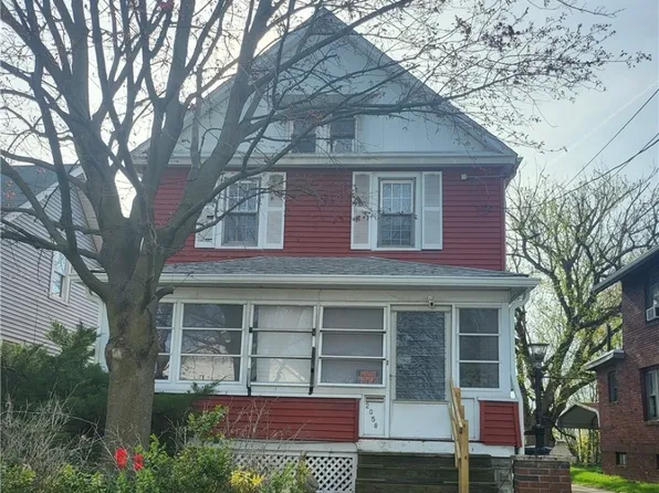 2058 16th St SW, Akron, OH 44314