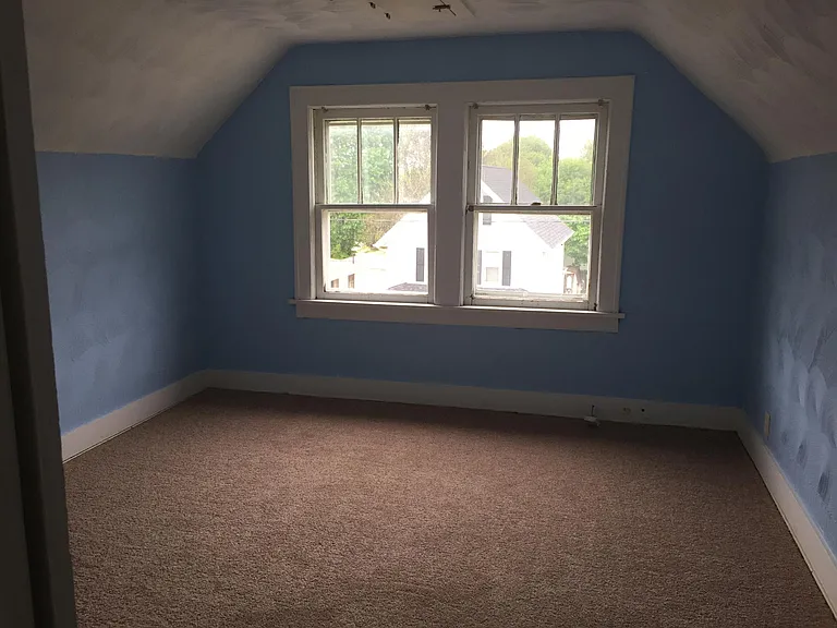 986 Chalker St — Photo 13