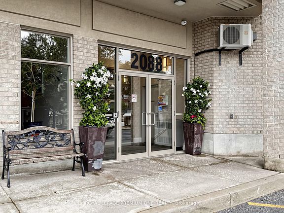 4th image of 2088 Lawrence Ave W Unit 808