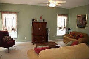 Family Room 15x19