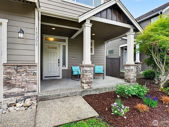 2nd image of 18209 5th Avenue Ct E