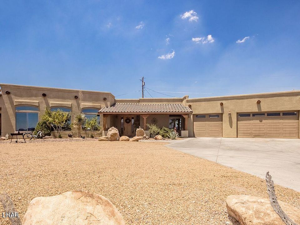 1st image of 3971 Montezuma Dr
