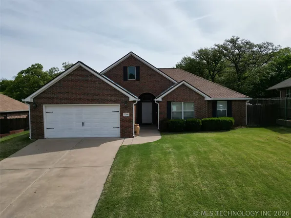 3208 Stone Creek Dr, Ardmore, OK 73401