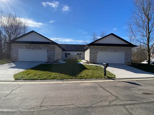 725 Violet Way, Saint Joseph, MI 49085