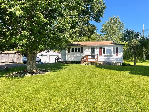 10033 Gowanda State Rd, North Collins, NY 14111