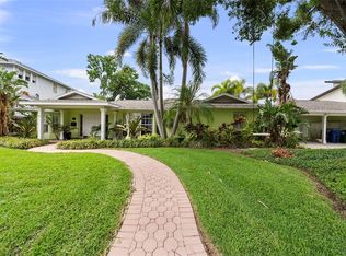 648 Geneva Pl, Tampa, FL 33606