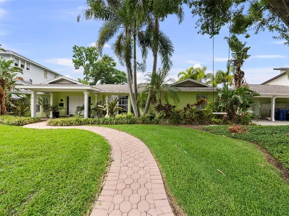 648 Geneva Pl, Tampa, FL 33606