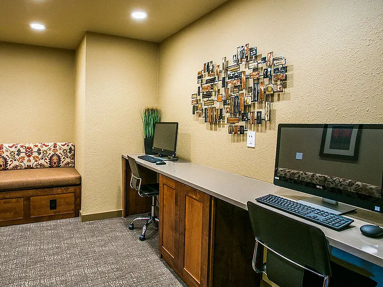 Resident Business Center