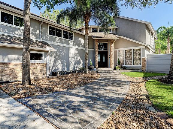 3rd image of 20910 Atascocita Point Dr
