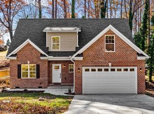 447 Lynnhaven Park Dr, Winston Salem, NC 27107