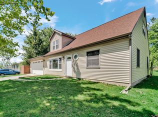 726 Acadia Rd, Valparaiso, IN 46385