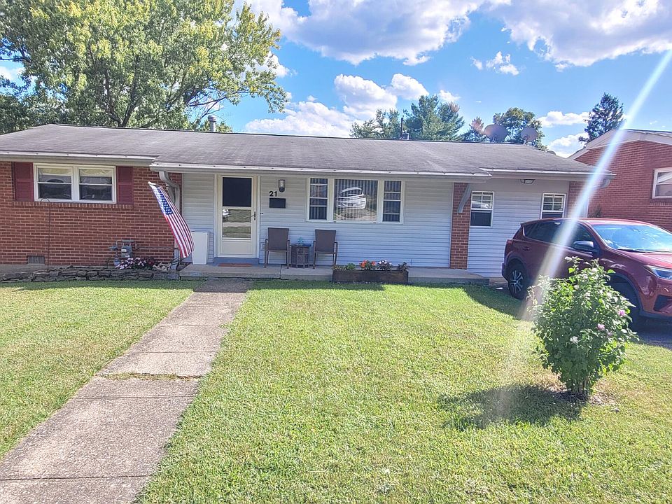 1st image of 21 Elmwood Ct