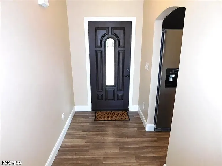 604 Thomas Sherwin Ave S — Photo 13
