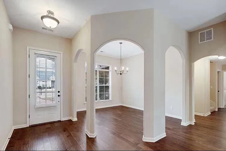 3418 Big Springs Ln — Photo 3