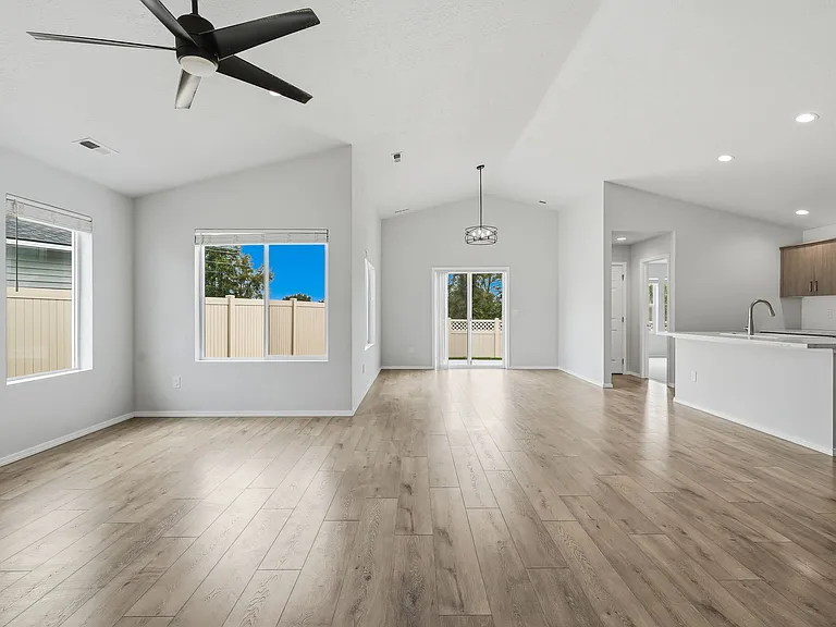 406 Hildago Way — Photo 29