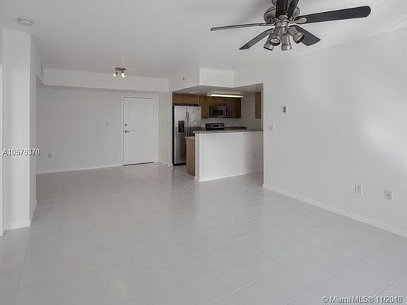 4th image of 1555 N Treasure Dr APT 512