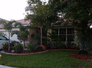 1306 SW 180th Ave, Pembroke Pines, FL 33029