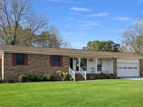 2008 Mayfield Dr, Gadsden, AL 35901