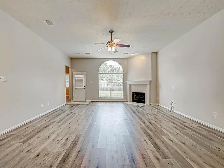 23767 River Place Dr — Photo 6