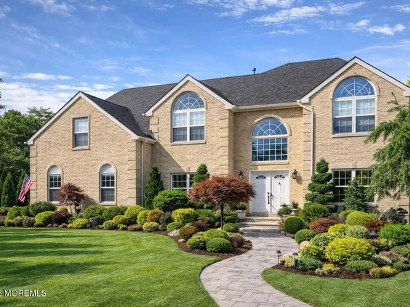 302 E Bird Village Road, Jackson, NJ 08527