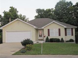 1420 Raspberry Dr, Lebanon, MO 65536