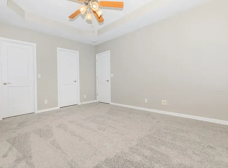 Springhill Ridge Apartments — Photo 15