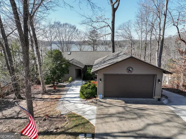 1324 S Arrowhead Dr, Westminster, SC 29693