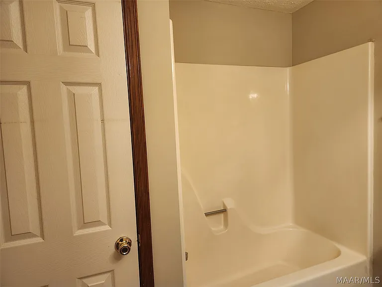 345 Spring Hollow Dr — Photo 24