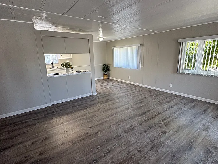 108TB- Main entrance living room area