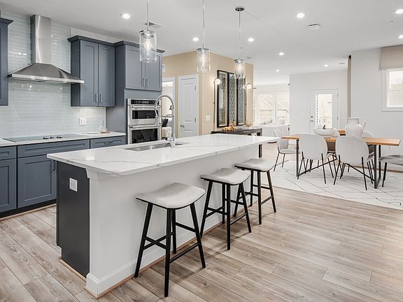 Open Concept Design Makes Entertaining a Breeze