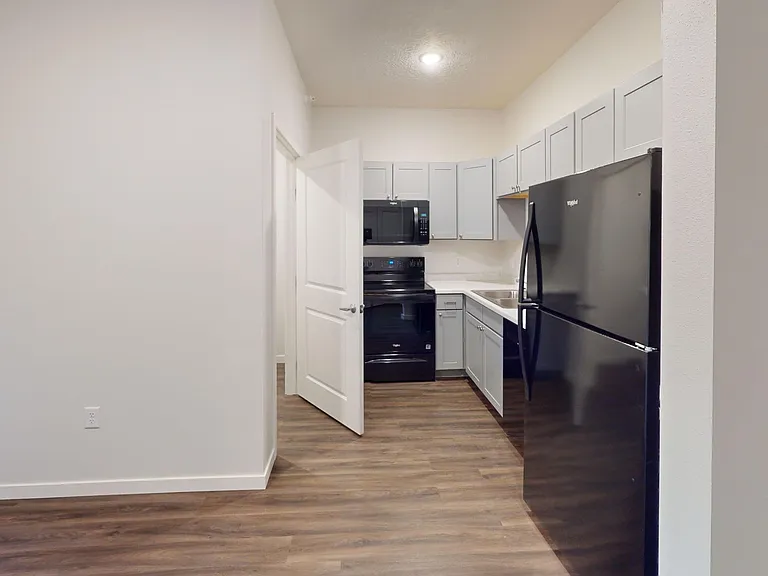 Overlook Apartments — Photo 29