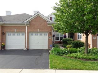 980 Orchard Pond Ct, Lake Zurich, IL 60047