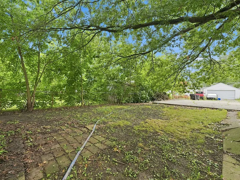 4029 Weisser Park Ave — Photo 30