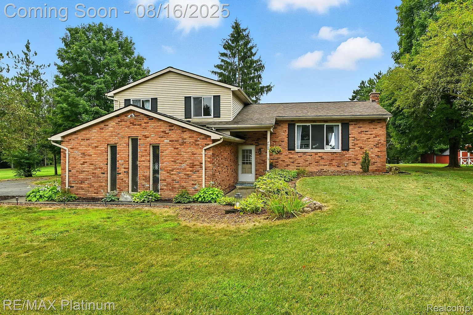 8906 Meyer Ave photo 1