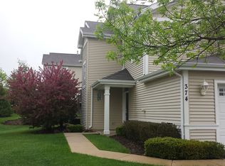 374 N Keswick Cir, Round Lake, IL 60073