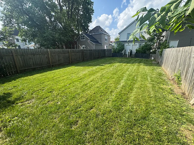 1573 E Rich St — Photo 15