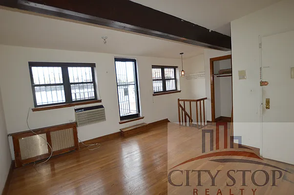 Rented by City Stop Realty | media 61