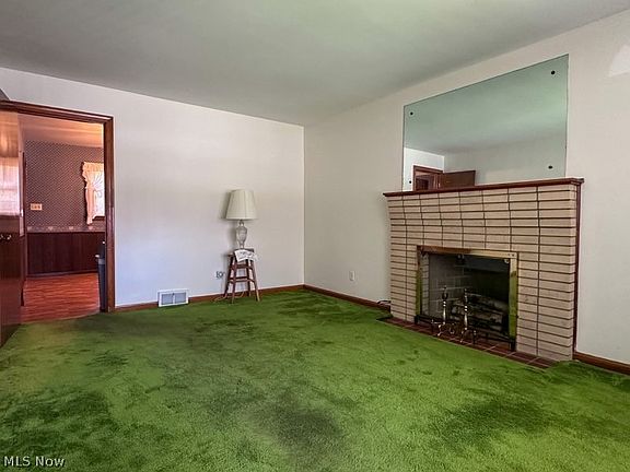 2nd image of 319 Summit Ave