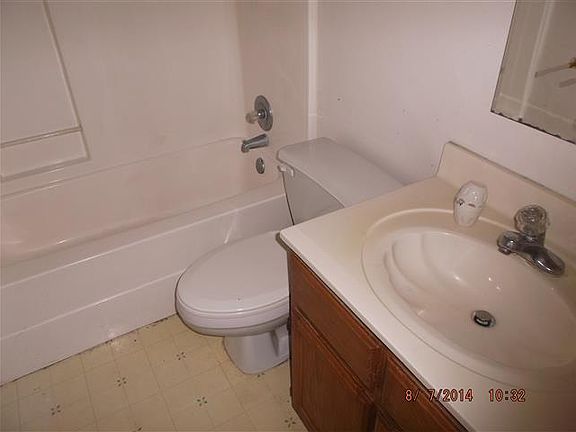4th image of 31 W Olive Ave