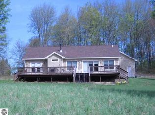 6535 Hart Rd SW, South Boardman, MI 49680