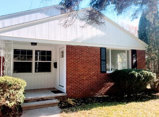 843 Colonial Ave, Green Bay, WI 54304